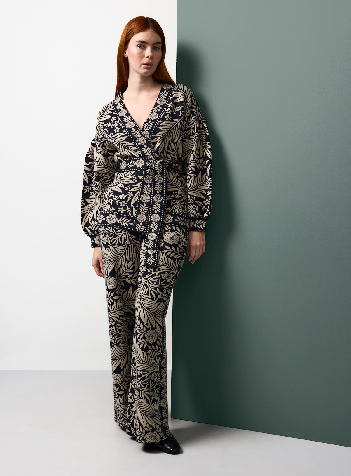 Tu x Morris & Co. Intarsia Print Co-ord Belted Cardigan XL - Image 2 thumbnail